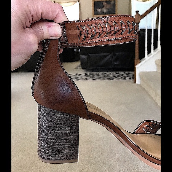 🆕🔥CHINESE LAUNDRY SUPER CUTE/BROWN&ZIPPER🆙OPEN TOE REALLY PRETTY BROWN👀PICS - Picture 8 of 15